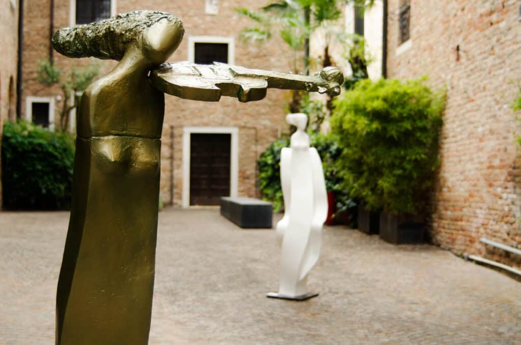 Francesco Stefan sculptures at Spazio Lazzari Treviso